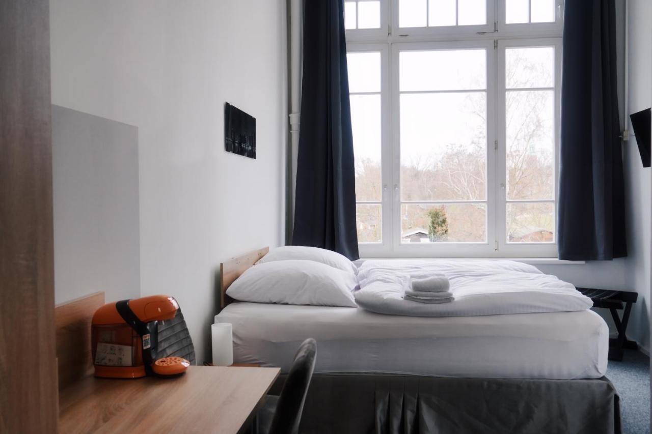 Motel Home Wittenau Berlin Exterior foto