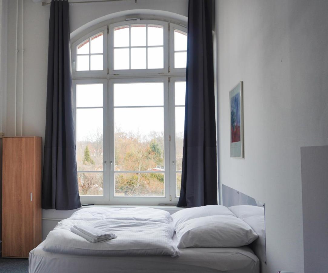 Motel Home Wittenau Berlin Exterior foto